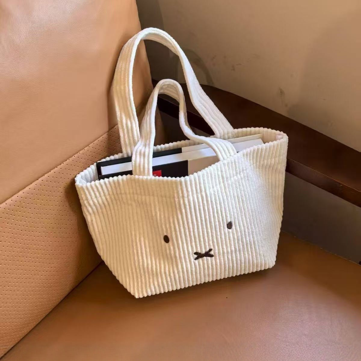 Bolsa Miffy em Veludo Cotelê